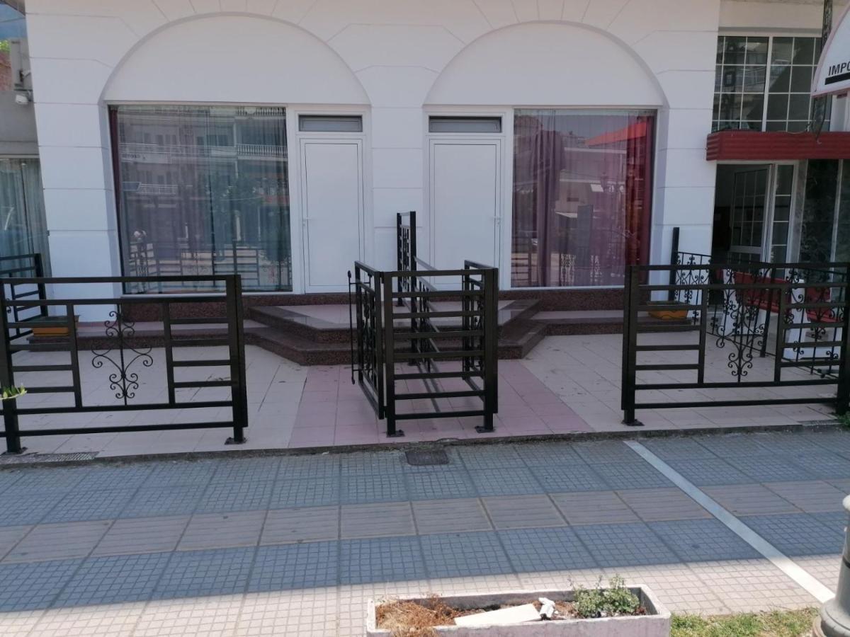 Adonis Apartments Paralía Екстериор снимка