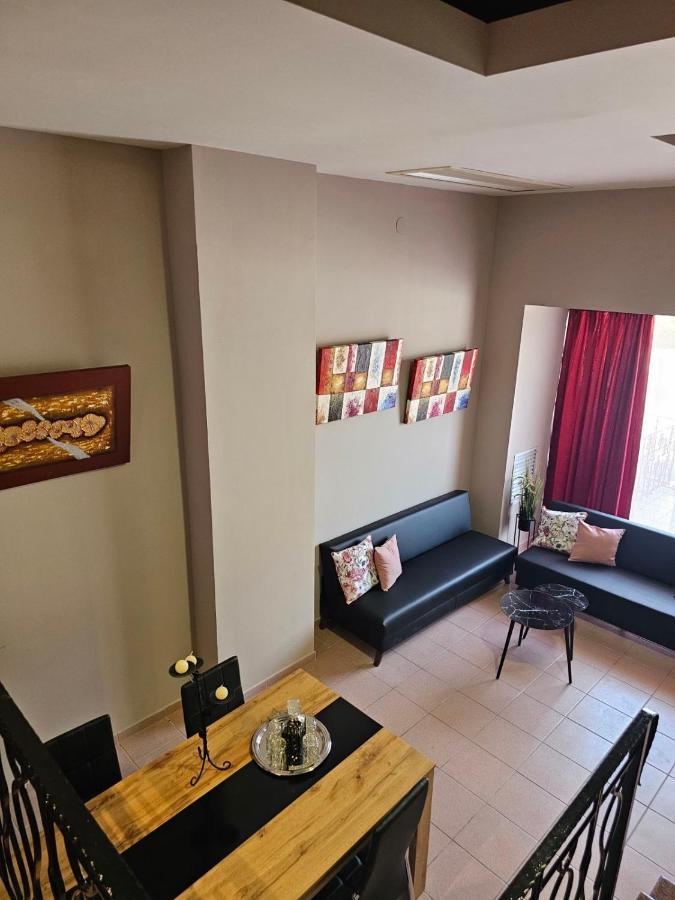 Adonis Apartments Paralía Екстериор снимка