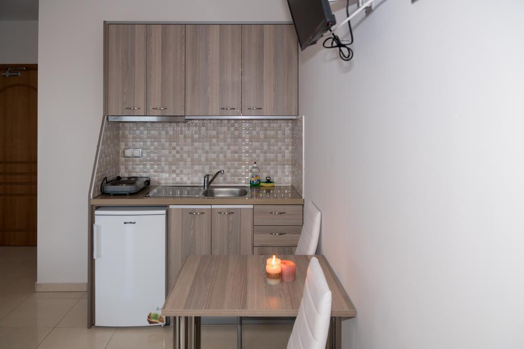 Adonis Apartments Paralía Екстериор снимка